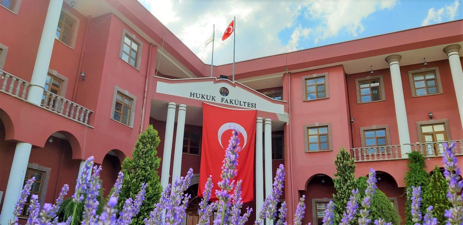 Selçuk Üniversitesi 8